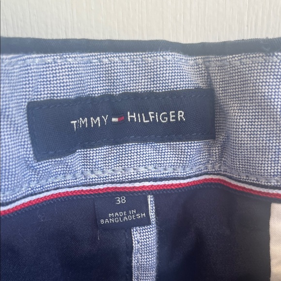 Tommy Hilfiger Dark Blue Flat Front Shorts Waist 38 - Picture 2 of 6